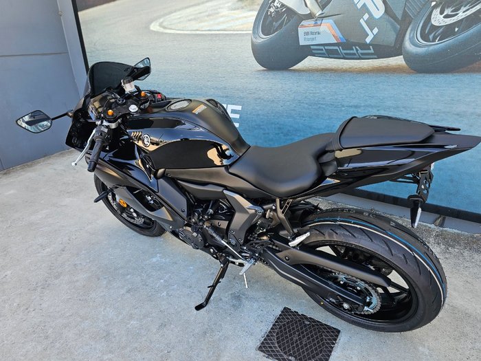 2025 Yamaha YZF-R7LA GREY