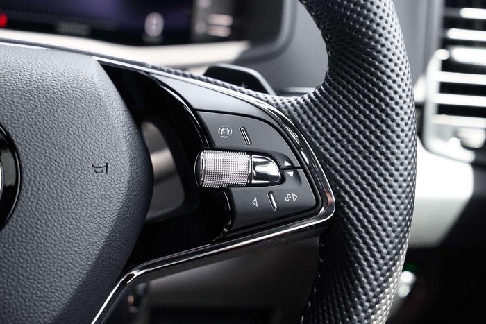 2022 SKODA Karoq 140TSI Sportline