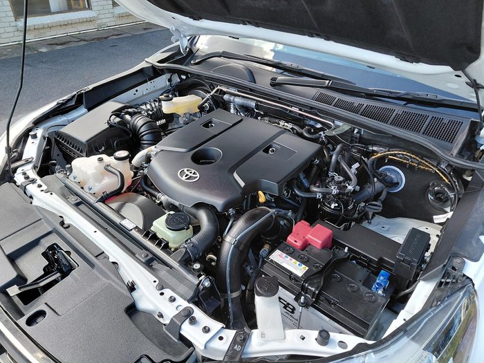 2020 Toyota Hilux SR