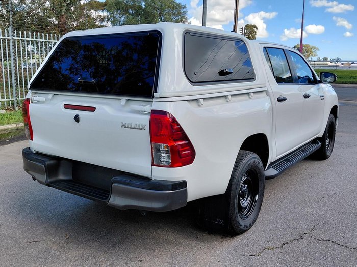 2020 Toyota Hilux SR