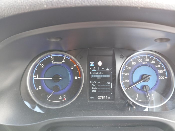 2020 Toyota Hilux SR