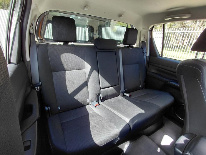 2020 Toyota Hilux SR