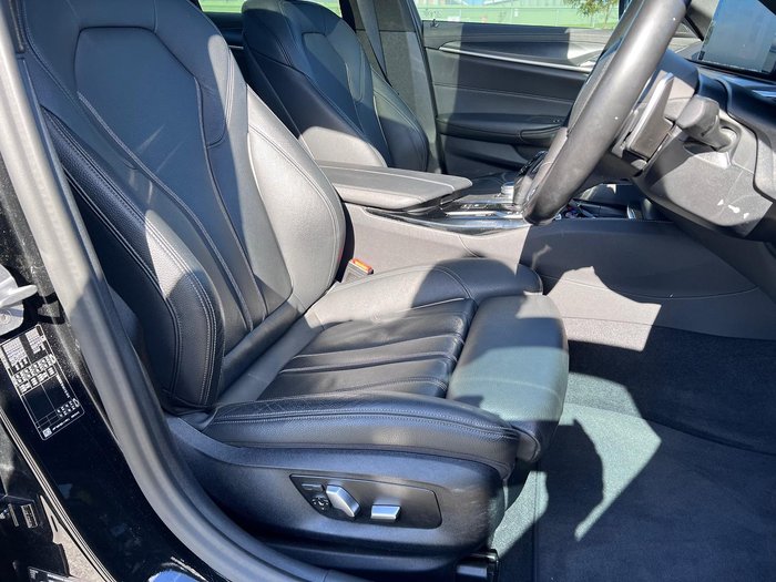 2020 BMW 5 Series 520i M Sport