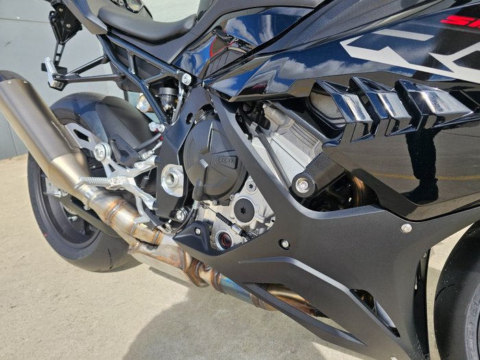 2026 BMW Motorrad S 1000 RR RACE Black