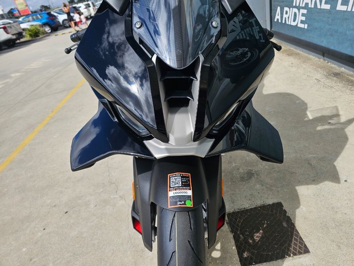 2026 BMW Motorrad S 1000 RR RACE Black