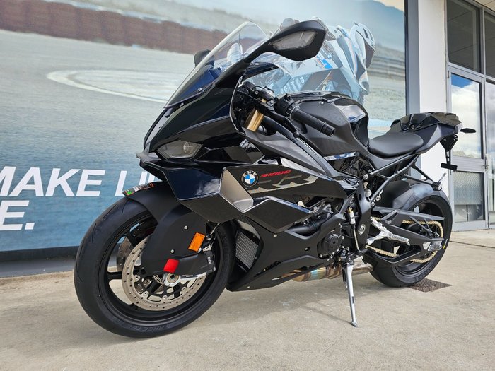 2026 BMW Motorrad S 1000 RR RACE Black