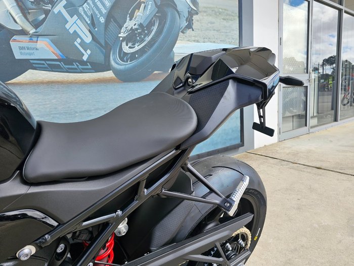 2026 BMW Motorrad S 1000 RR RACE Black