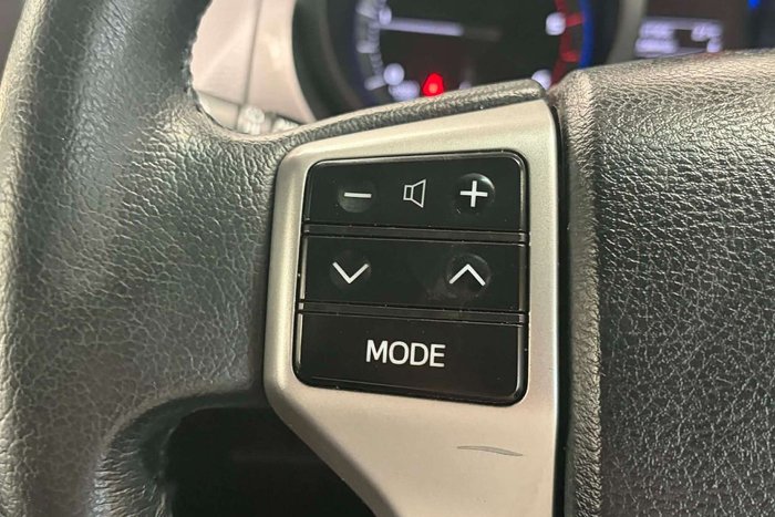 2015 Toyota Landcruiser Prado VX