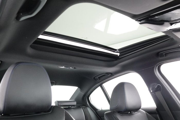 2022 BMW 3 Series 320i M Sport