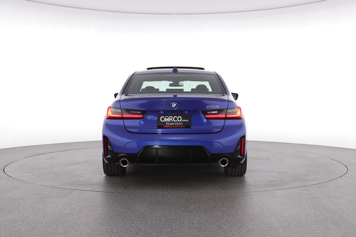 2022 BMW 3 Series 320i M Sport