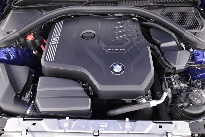 2022 BMW 3 Series 320i M Sport