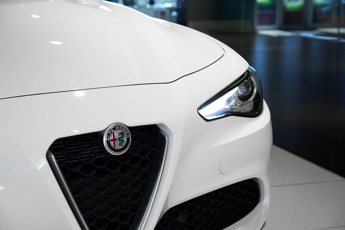 2021 Alfa Romeo Giulia Sport