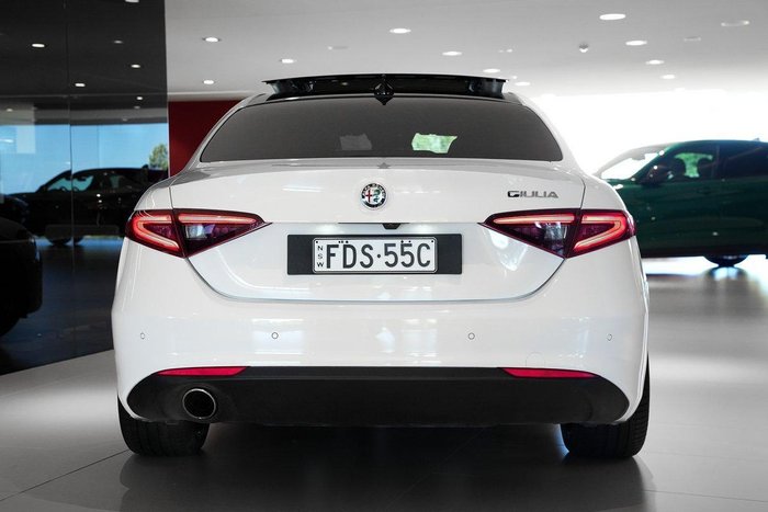 2021 Alfa Romeo Giulia Sport