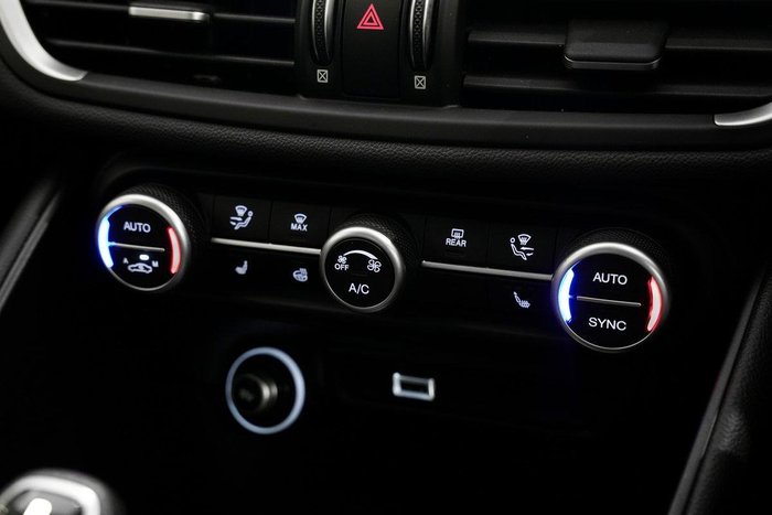 2021 Alfa Romeo Giulia Sport