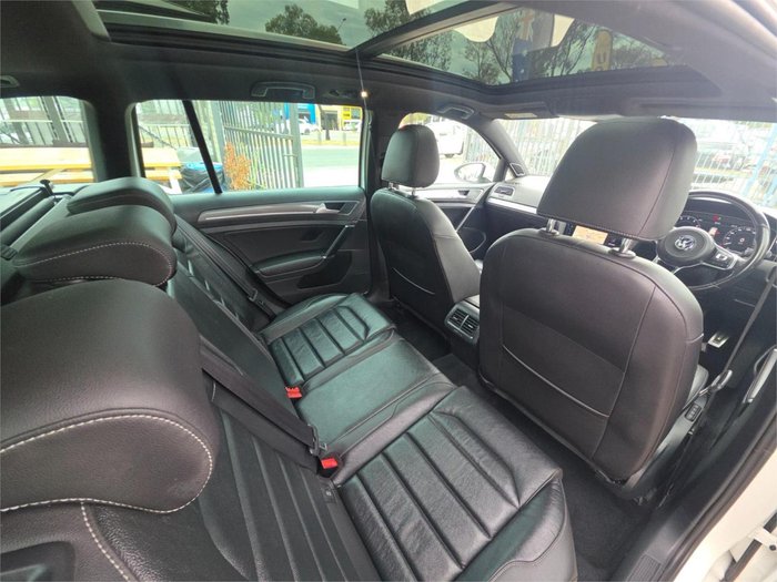 2020 Volkswagen Golf 110TSI Highline 7.5 MY20 Pure White