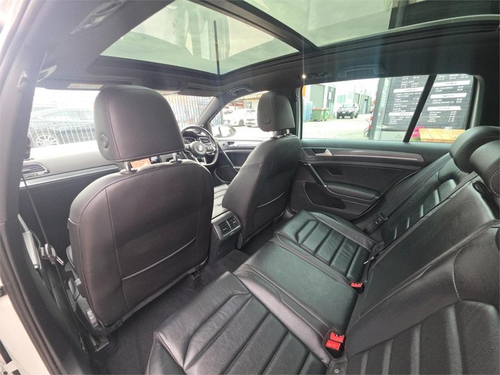 2020 Volkswagen Golf 110TSI Highline 7.5 MY20 Pure White