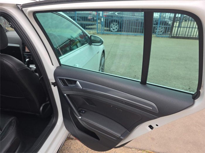 2020 Volkswagen Golf 110TSI Highline 7.5 MY20 Pure White