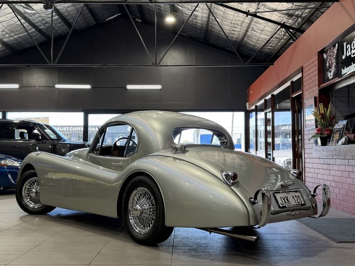 1954 Jaguar XK120 FHC