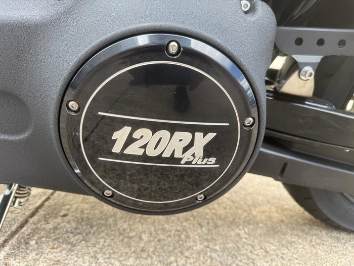 2010 Harley-Davidson Dyna Street Bob 96 (FXDB) Dyna Black