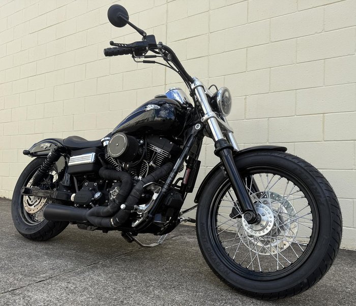 2010 Harley-Davidson Dyna Street Bob 96 (FXDB) Dyna Black