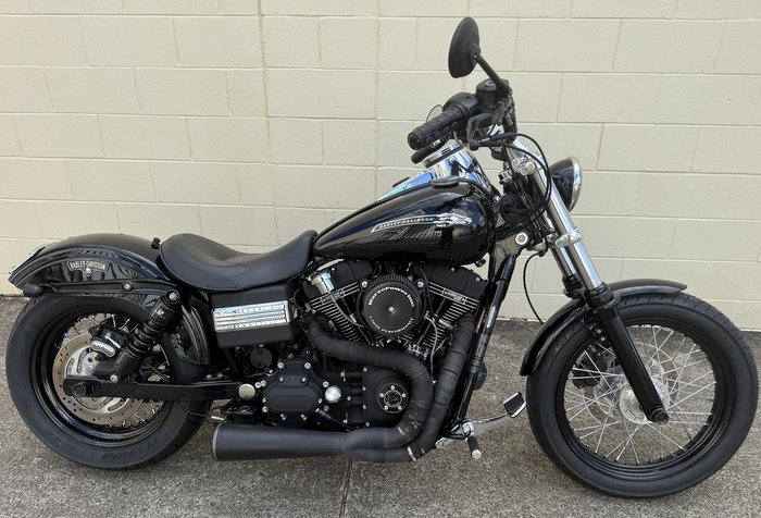 2010 Harley-Davidson Dyna Street Bob 96 (FXDB) Dyna Black