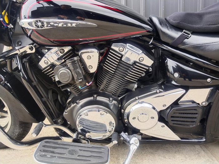 2010 Yamaha V-Star XVS1300A V-Star Black