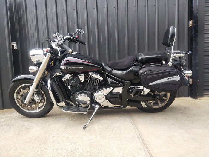 2010 Yamaha V-Star XVS1300A V-Star Black