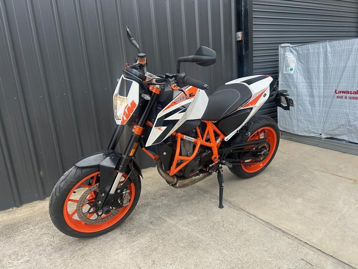 2015 KTM 690 Duke R