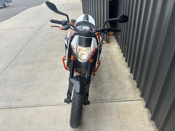 2015 KTM 690 Duke R