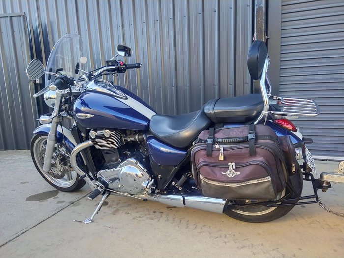 2010 Triumph Thunderbird 1600 Thunderbird Blue