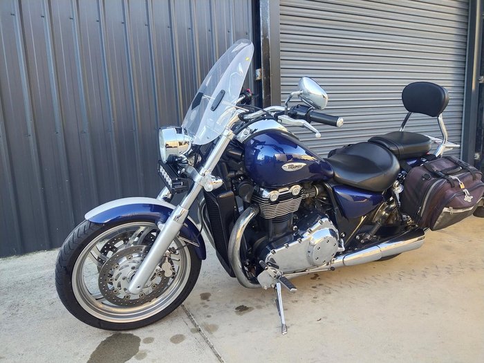 2010 Triumph Thunderbird 1600 Thunderbird Blue