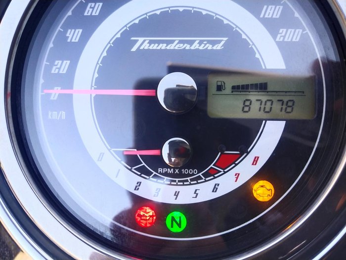 2010 Triumph Thunderbird 1600 Thunderbird Blue