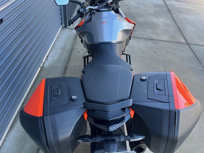 2017 KTM 1290 Super Duke GT Super Duke Orange