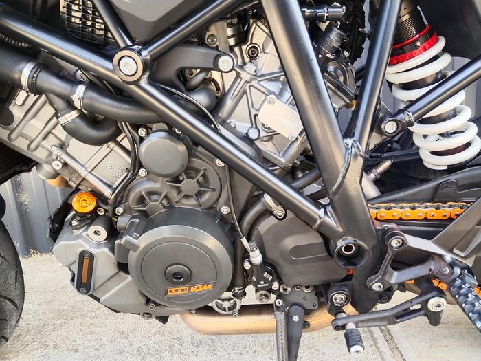 2017 KTM 1290 Super Duke R Super Duke Black