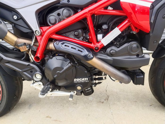 2017 Ducati Hypermotard 939 SP Hypermotard Red