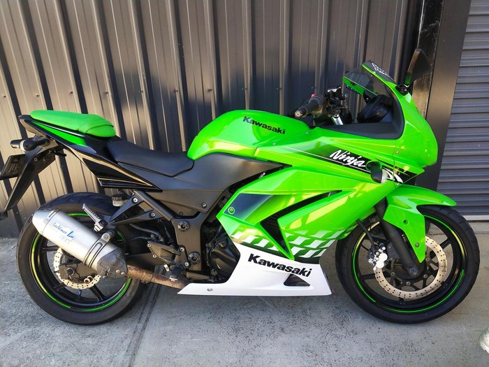 2009 Kawasaki Ninja 250R Special Edition Ninja Green