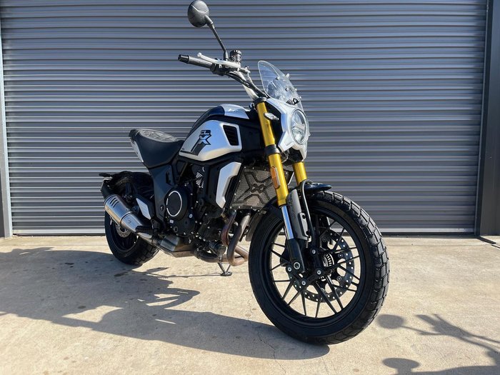 2021 CFMOTO 700 CL-X Heritage CL-X Blue