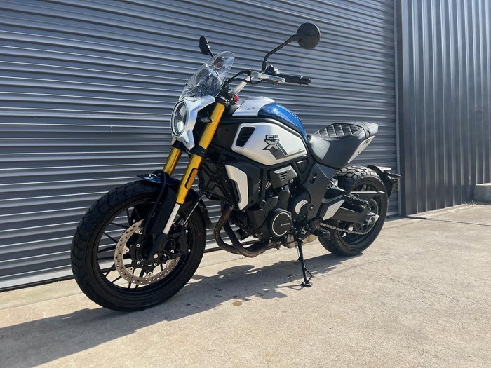 2021 CFMOTO 700 CL-X Heritage CL-X Blue