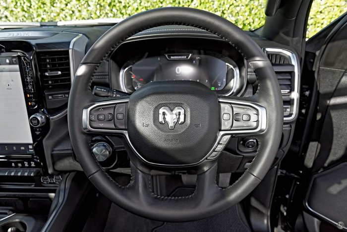 2024 RAM 1500 Laramie Sport RamBox