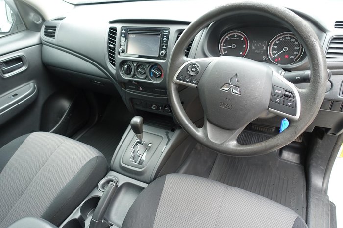 2020 Mitsubishi Triton GLX MR MY20 4x2 White