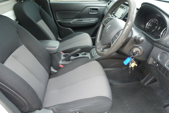 2020 Mitsubishi Triton GLX MR MY20 4x2 White