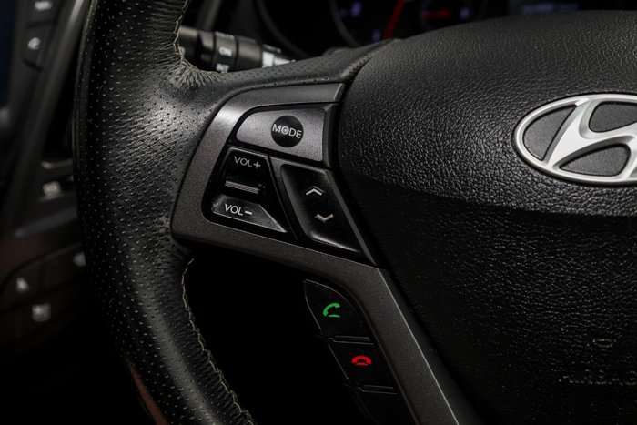 2016 Hyundai Veloster SR Turbo +