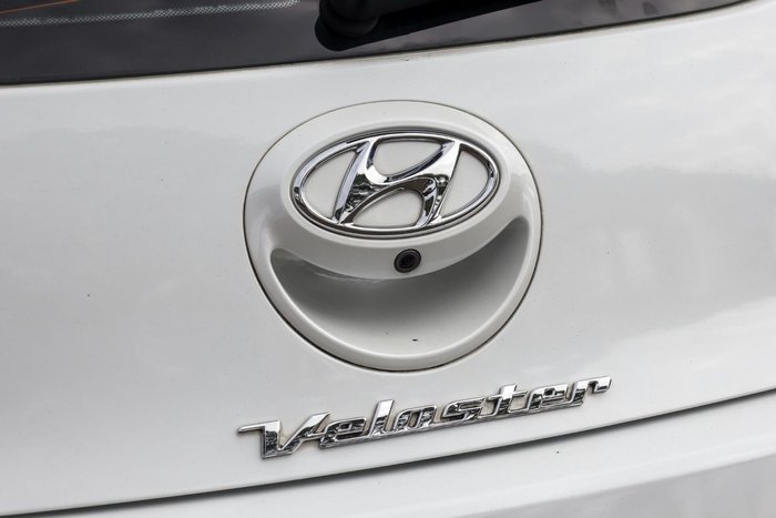 2016 Hyundai Veloster SR Turbo +