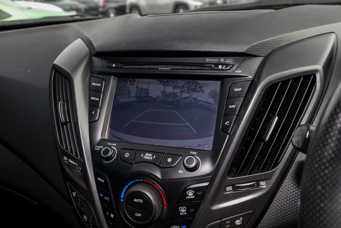 2016 Hyundai Veloster SR Turbo +