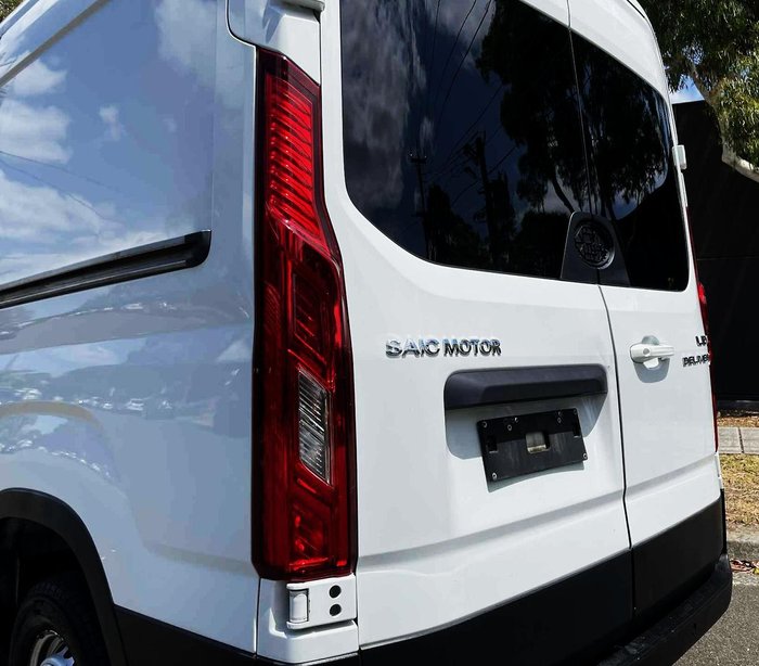 2022 LDV Deliver 9 MWB Mid Roof