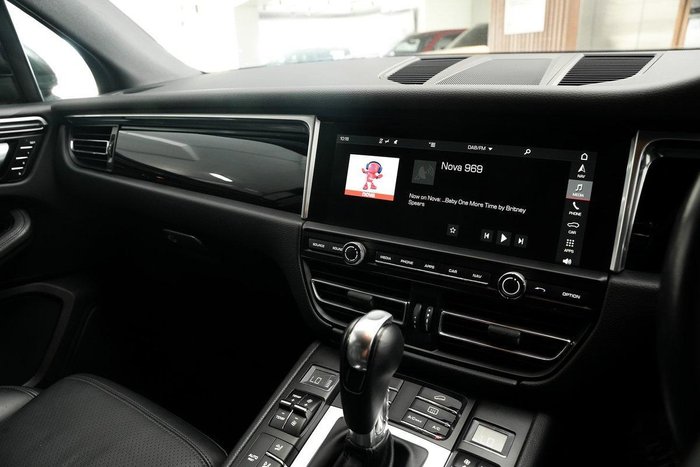 2019 Porsche Macan S