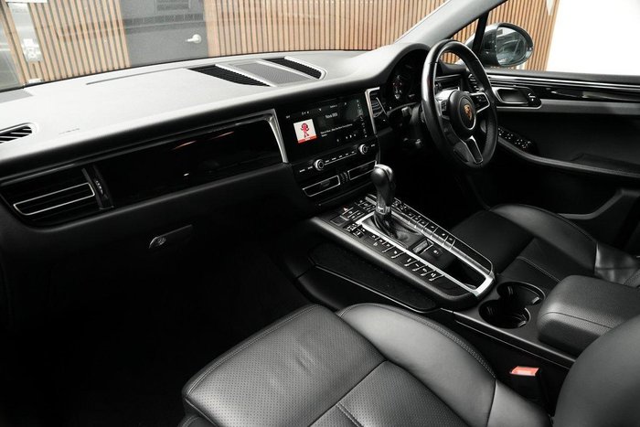 2019 Porsche Macan S