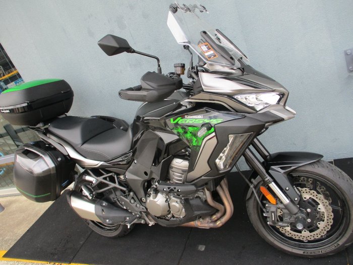 2022 Kawasaki VERSYS 1000S (KLZ1000) GREY/GREEN