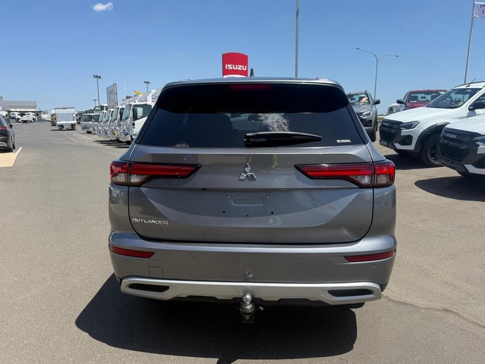 2021 Mitsubishi Outlander LS