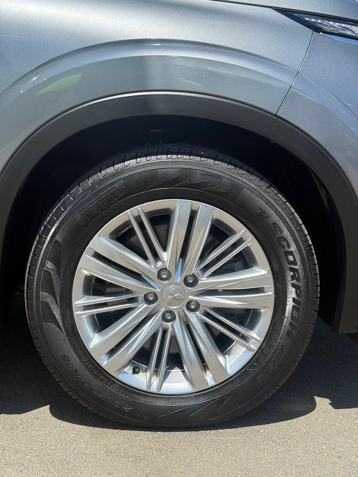 2021 Mitsubishi Outlander LS